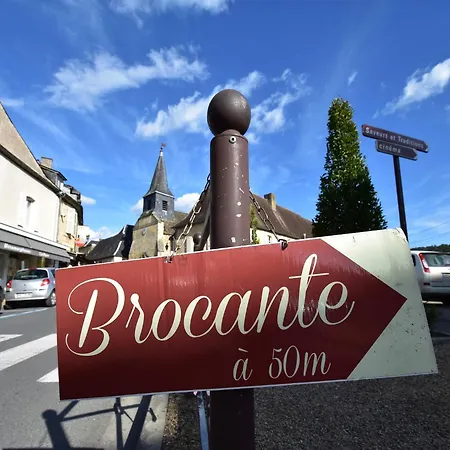 In Dordogne Near Castles, Cleaning Included