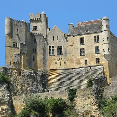 Casa vacanze In Dordogne Near Castles, Cleaning Included Berbiguieres