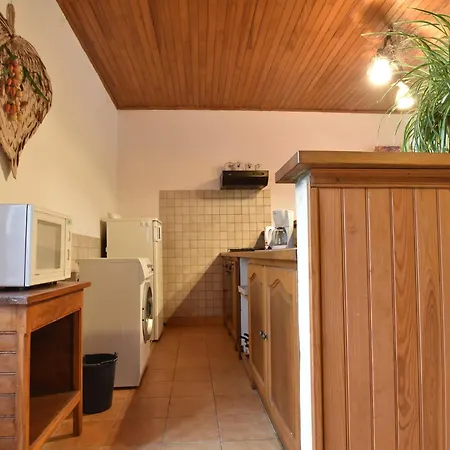 In Dordogne Near Castles, Cleaning Included * Berbiguieres